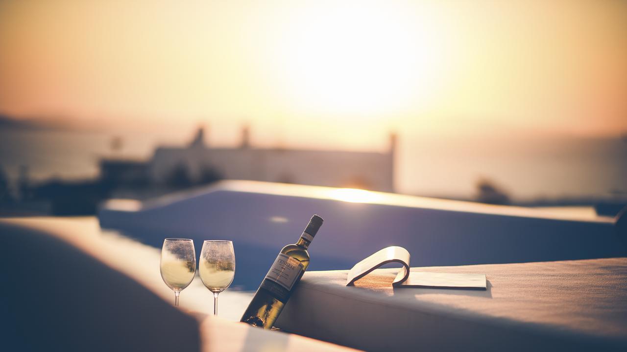 Adel Private Suites Mykonos Town Exterior photo